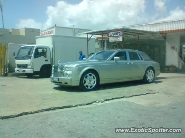 Rolls Royce Phantom spotted in Unknown City, Trinidad and Tobago