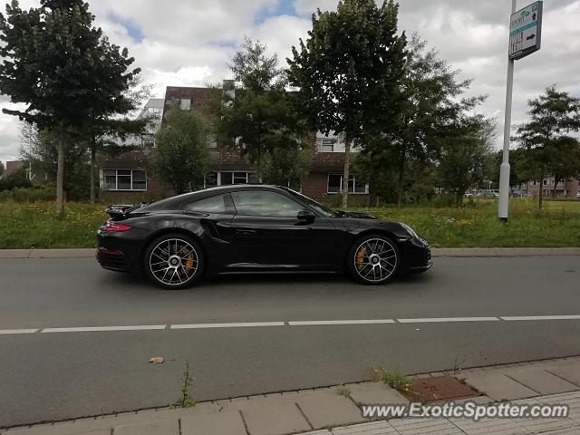 Porsche 911 Turbo spotted in Papendrecht, Netherlands