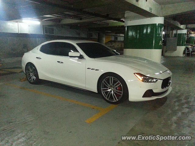 Maserati Ghibli spotted in Caracas, Venezuela