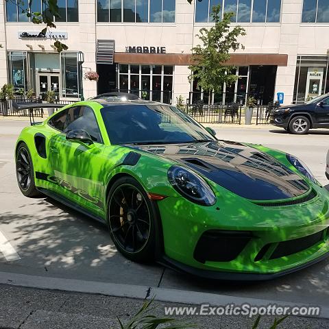 Porsche 911 GT3 spotted in Birmingham, Michigan