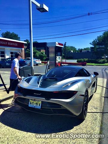 Mclaren 720S spotted in Summit, New Jersey