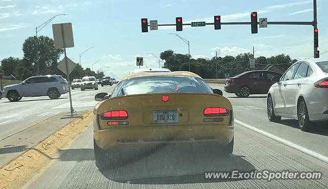 Dodge Viper spotted in Urbandale, Iowa