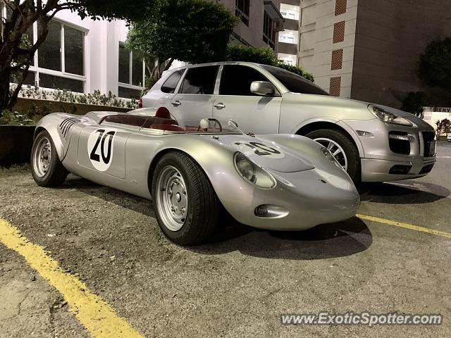 Other Vintage spotted in Caracas, Venezuela