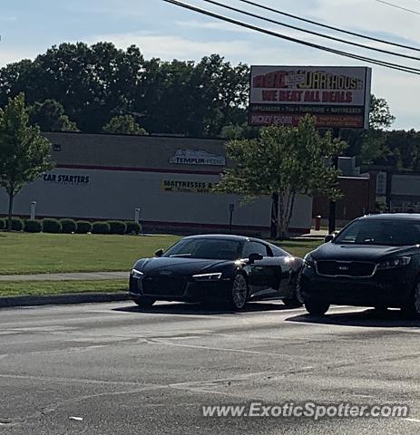 Audi R8 spotted in Toledo, Ohio
