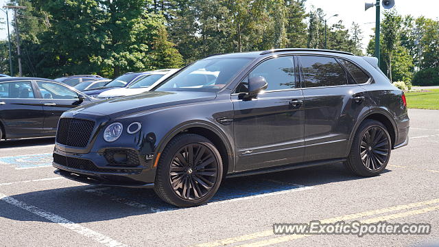 Bentley Bentayga spotted in Boischatel, Canada
