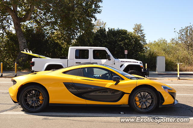 Mclaren P1 spotted in Malibu, California