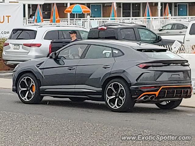 Lamborghini Urus spotted in Dc, Maryland