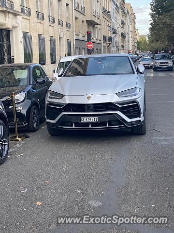 Lamborghini Urus spotted in PARIS, France