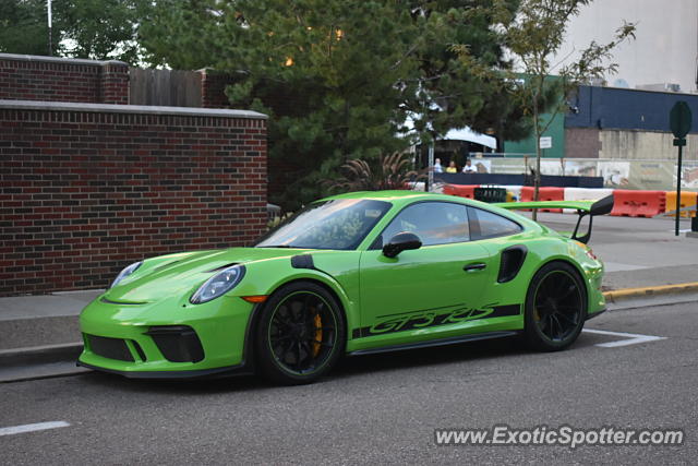 Porsche 911 GT3 spotted in Bloomfield Hills, Michigan