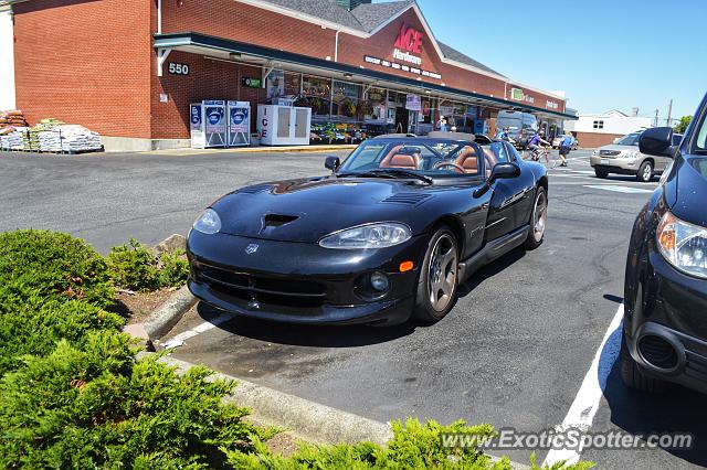Dodge Viper spotted in Edmonds, Washington