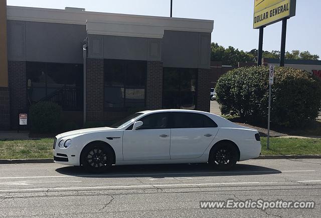 Bentley Flying Spur spotted in Des Moines, Iowa