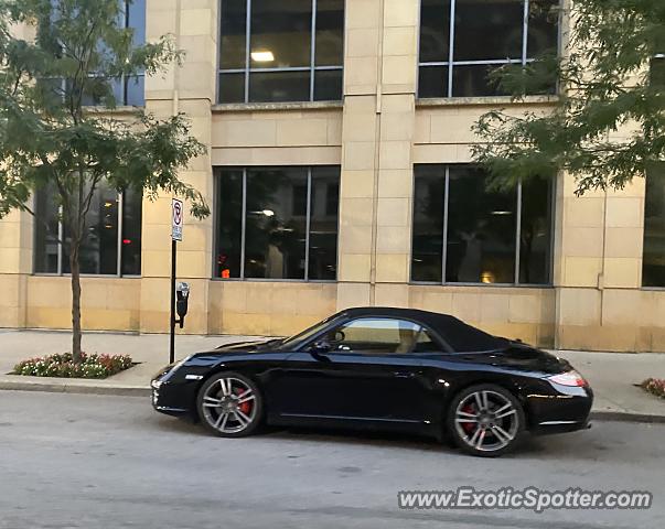 Porsche 911 spotted in Des Moines, Iowa