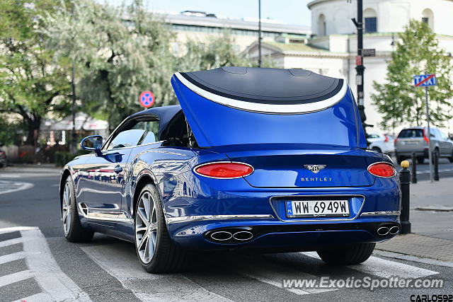 Bentley Continental spotted in Warsaw, Poland