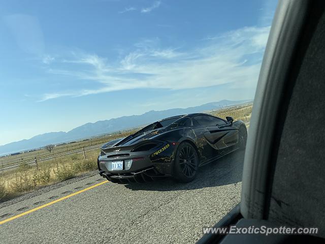 Mclaren 570S spotted in Somewhere, Utah