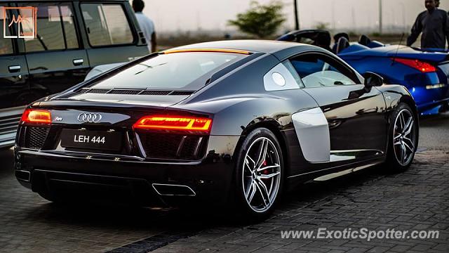 Audi R8 spotted in Islamabad, Pakistan
