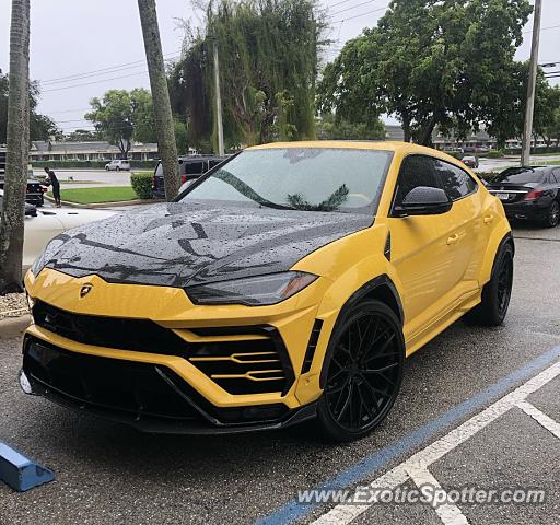 Lamborghini Urus spotted in Boca Raton, Florida
