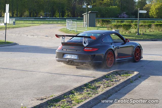 Porsche 911 GT3 spotted in Paris, France
