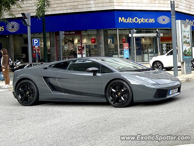 Lamborghini Gallardo spotted in Lisbon, Portugal