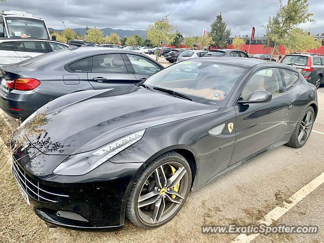 Ferrari FF spotted in Portimão, Portugal