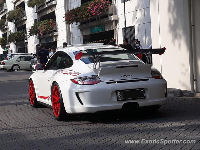 Porsche 911 GT3 spotted in Jakarta, Indonesia