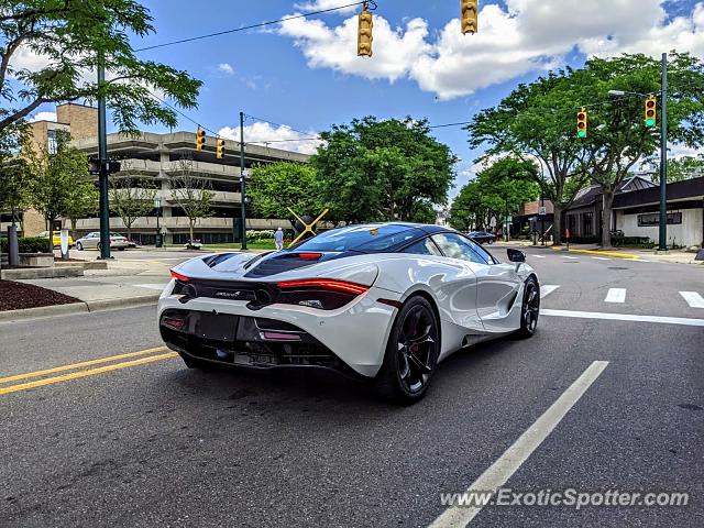 Mclaren 720S spotted in Bloomfield Hills, Michigan