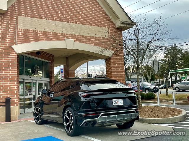 Lamborghini Urus spotted in Atlanta, Georgia