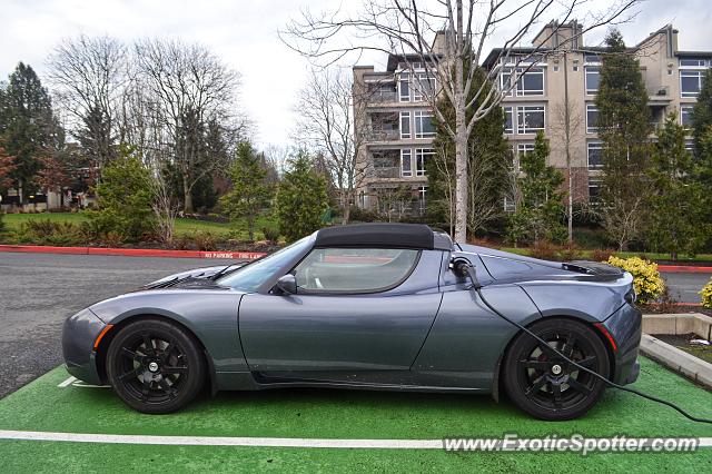 Tesla Roadster spotted in Bellevue, Washington