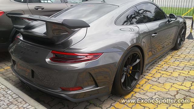Porsche 911 GT3 spotted in RiodeJaneiro-RJ, Brazil