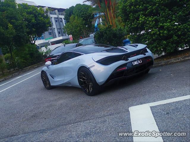 Mclaren 720S spotted in Singapore, Singapore