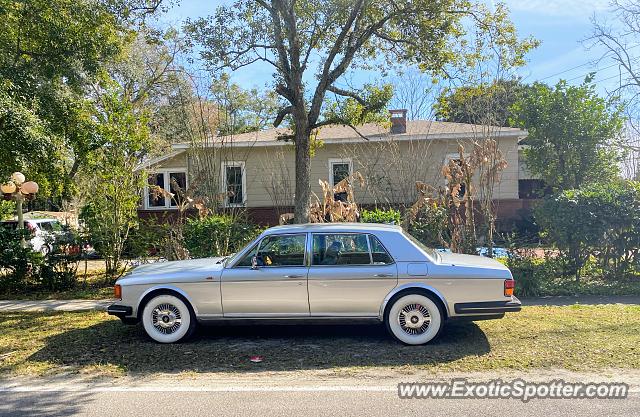 Rolls-Royce Silver Spur spotted in Jacksonville, Florida
