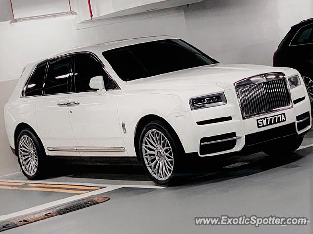 Rolls-Royce Cullinan spotted in Singapore, Singapore