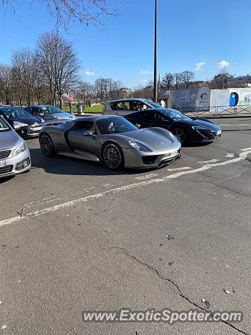 Porsche 918 Spyder spotted in PARIS, France