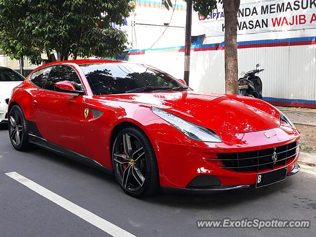 Ferrari FF spotted in Jakarta, Indonesia