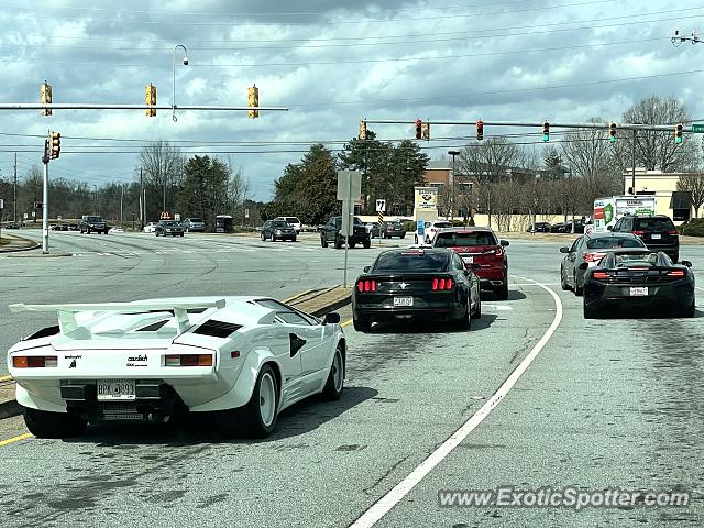 Lamborghini Countach spotted in Marietta, Georgia
