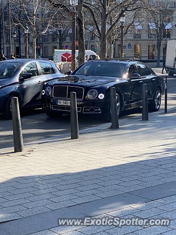 Bentley Mulsanne spotted in PARIS, France