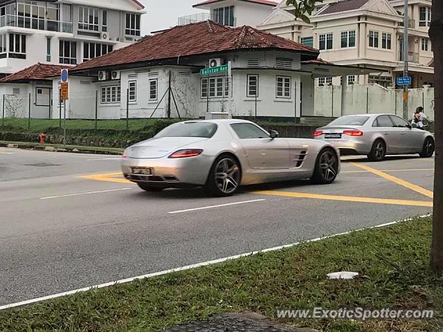 Mercedes SLS AMG spotted in Singapore, Singapore