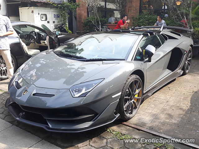 Lamborghini Aventador spotted in Jakarta, Indonesia