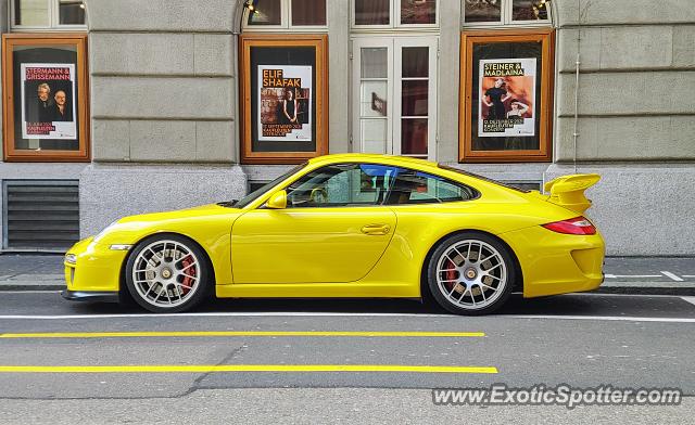 Porsche 911 GT3 spotted in Zürich, Switzerland