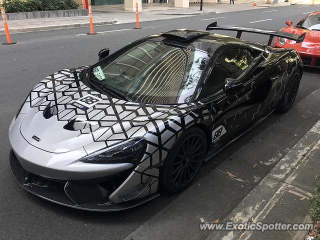 Mclaren 600LT spotted in Manila, Philippines