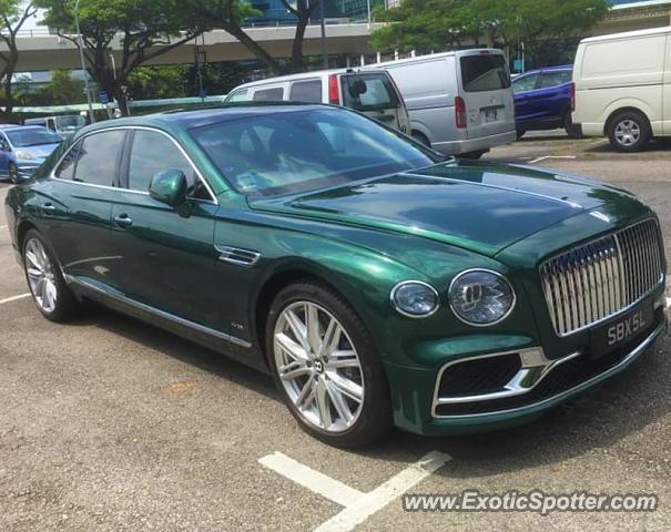 Bentley Flying Spur spotted in Singapore, Singapore