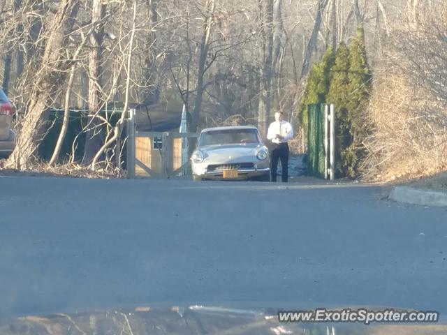 Ferrari 330 GTC spotted in Lakewood, New Jersey