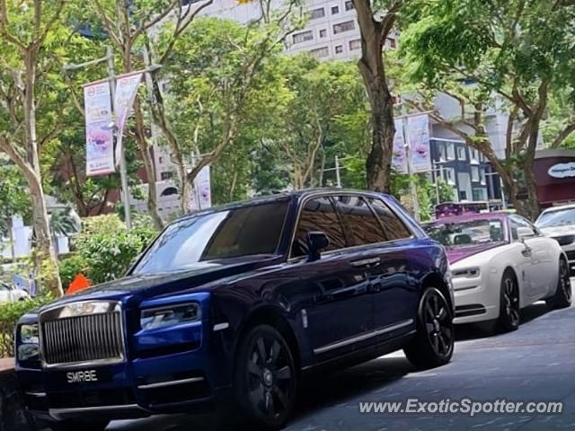Rolls-Royce Cullinan spotted in Singapore, Singapore