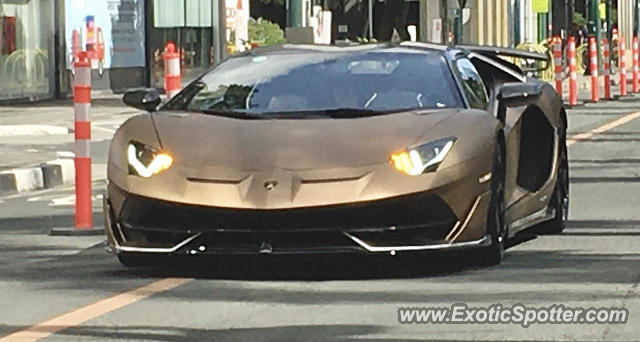 Lamborghini Aventador spotted in Manila, Philippines