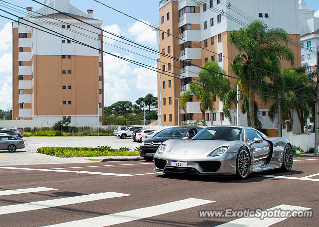 Porsche 918 Spyder spotted in Curitiba, PR, Brazil