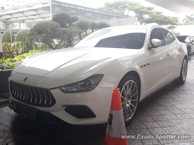 Maserati Ghibli spotted in Jakarta, Indonesia