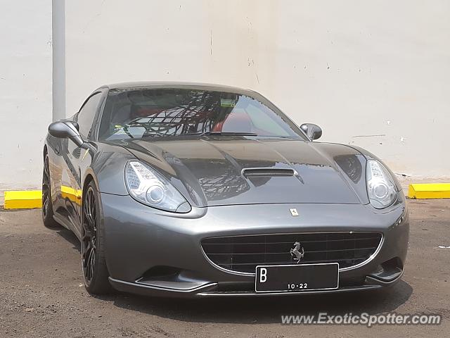 Ferrari California spotted in Jakarta, Indonesia