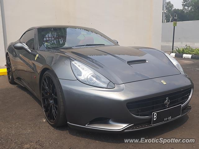Ferrari California spotted in Jakarta, Indonesia