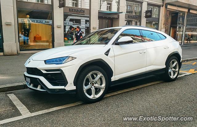 Lamborghini Urus spotted in Zurich, Switzerland