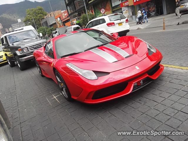 Ferrari 458 Italia spotted in Bogota, Colombia