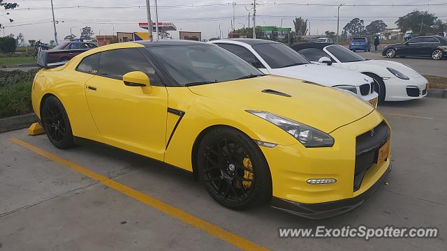 Nissan GT-R spotted in Bogota, Colombia